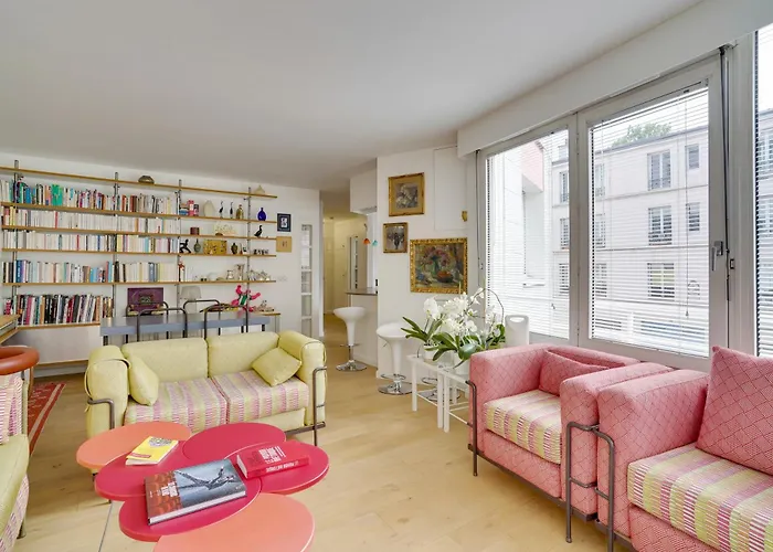 Bastille Apt Design With Ac Terrace 5 People By Weekome