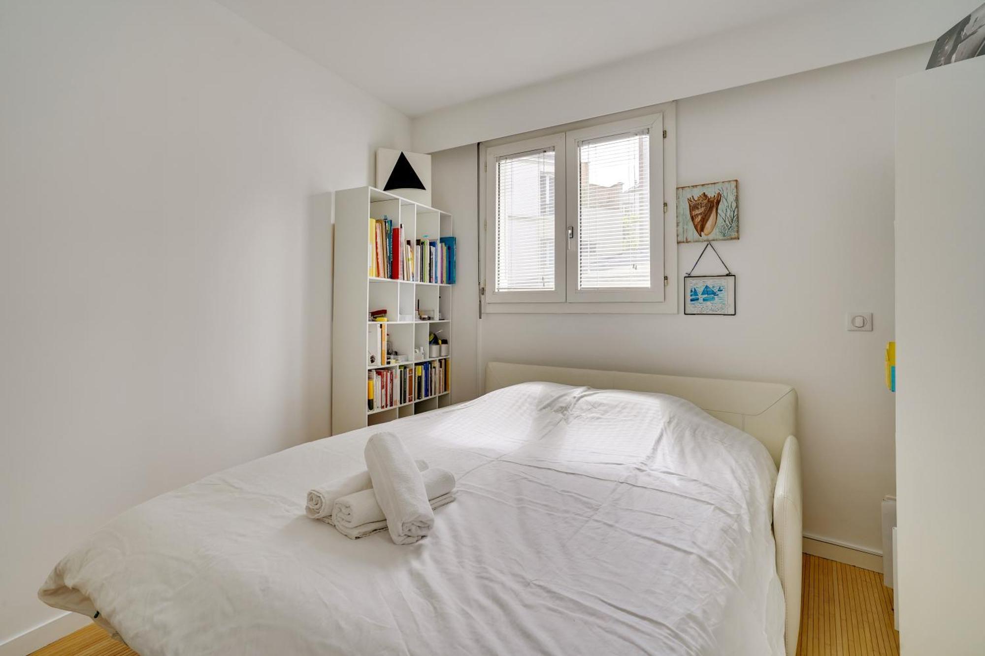 Apartment Bastille Design With Ac Terrace 5 People By Weekome