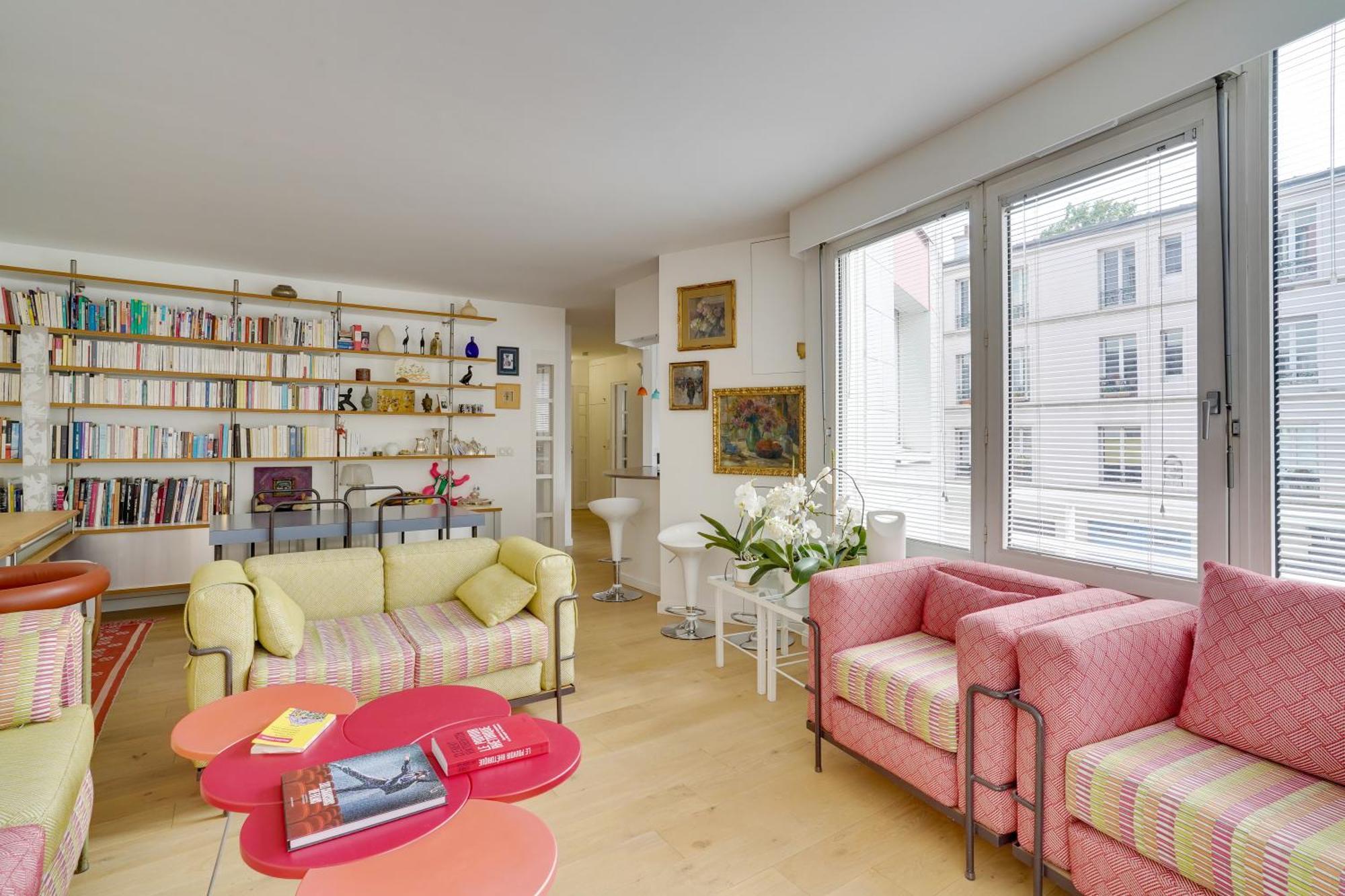 Apartment Bastille Design With Ac Terrace 5 People By Weekome